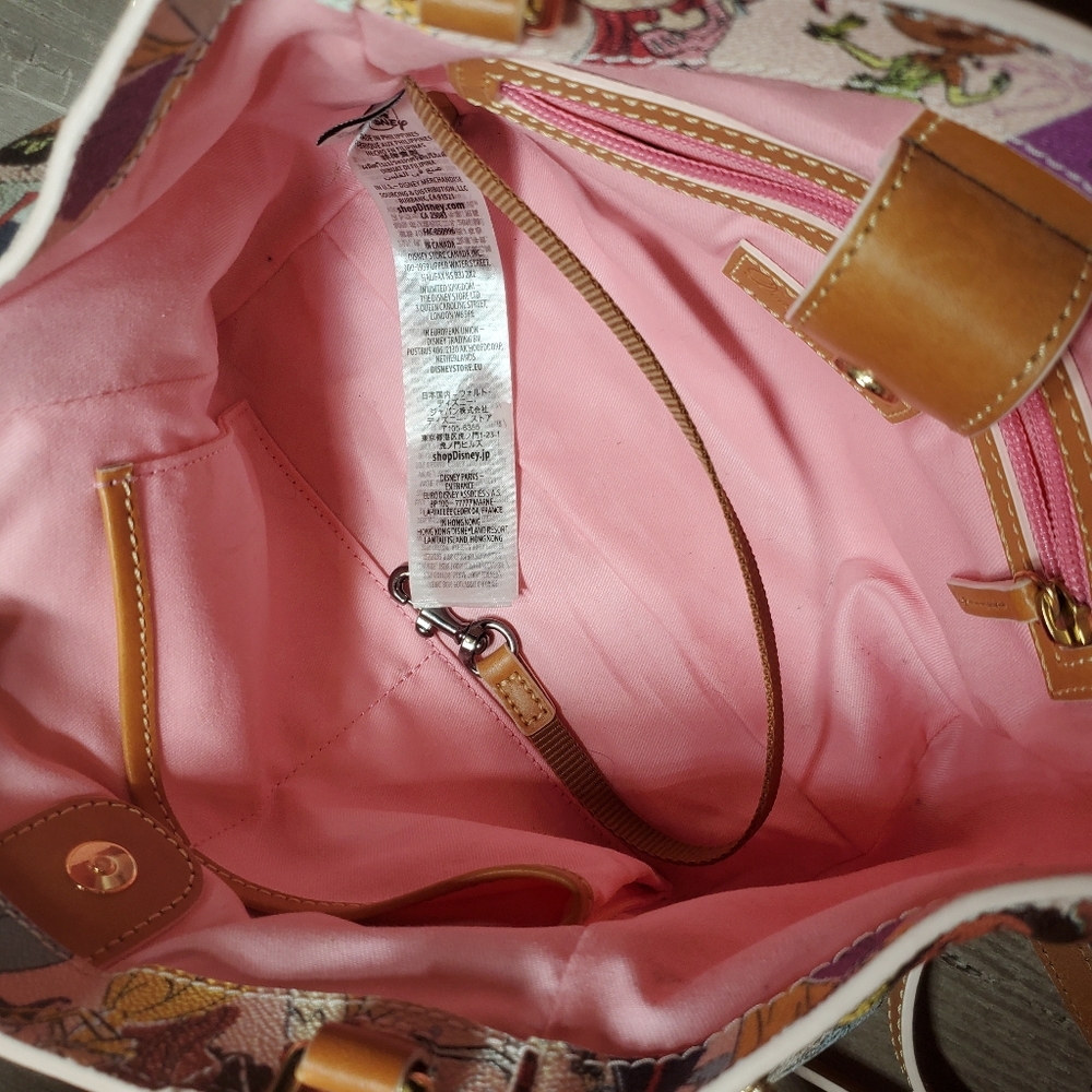 Disney Dooney & Bourke Bag - Disney Princesses - Small Zip Satchel Bag EUC - Picture 16 of 16